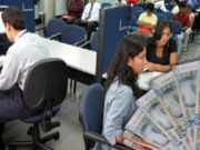 Trabajadores CAS a un paso de tener gratificación y CTS: Congreso aprobó ley Trabajadores CAS a un paso de tener gratificación y CTS Congreso aprobó ley