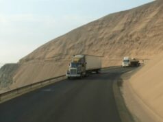 Ejecutan violento desalojo en el Serpentín de Pasamayo