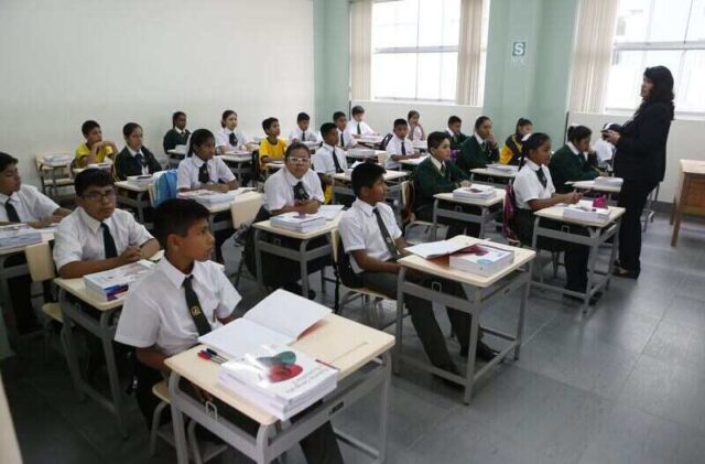 No habrá clases el viernes 10 ni el lunes 13 de abril en los colegios que sean centros de votación