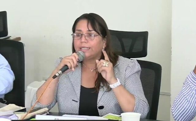 Regidora Silvia Dorador propone comisión para fiscalizar Emapa Huaral y recuperar su autonomía