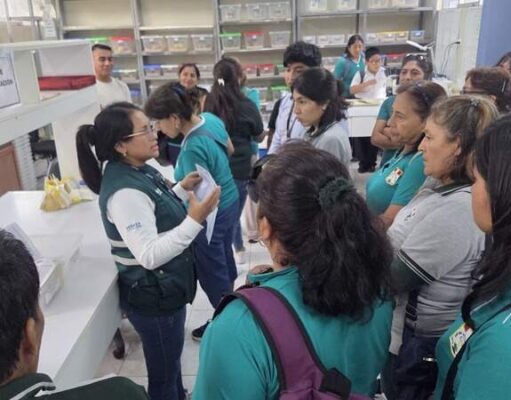 SENASA y UGEL de Huaral promueven prácticas para el control de la mosca de la fruta SENASA y UGEL de Huaral promueven prácticas para el control de la mosca de la fruta