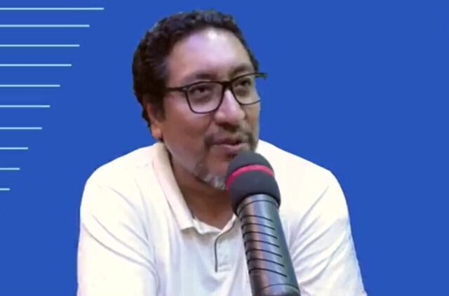 Arquitecto Luis Ramos ex gerente de la MPH expone su oposición a obra de la plaza de armas Arquitecto Luis Ramos ex gerente de la MPH expone su oposición a obra de la plaza de armas