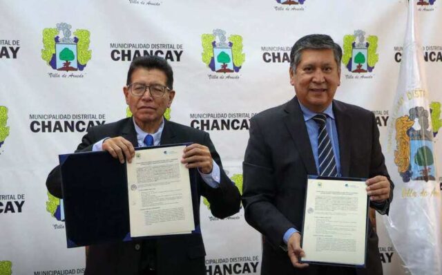 Chancay y la Universidad Nacional de Música firman convenio para fortalecer la formación artística de niños y jóvenes Chancay y la Universidad Nacional de Música firman convenio para fortalecer la formación artística de niños y jóvenes